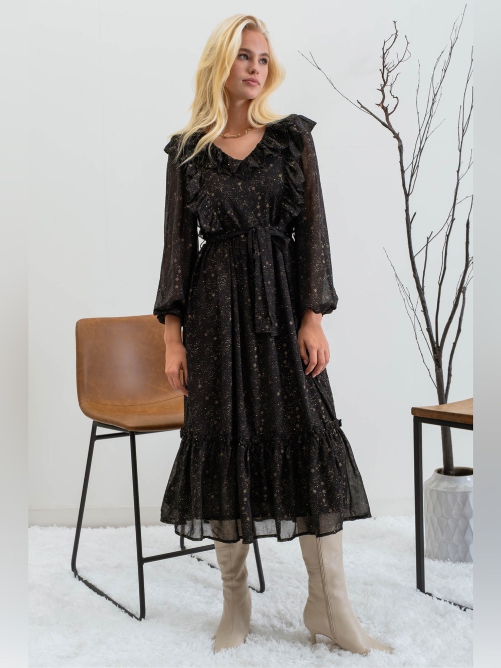 Anthropologie Moon River Black and Gold Star Celestial Ruffled Chiffon size XS